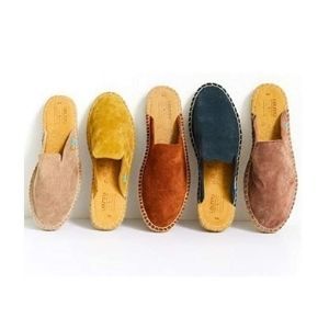 Oprah’s Favourite Things_Ubuntu Life Suede Men Lamu Mule