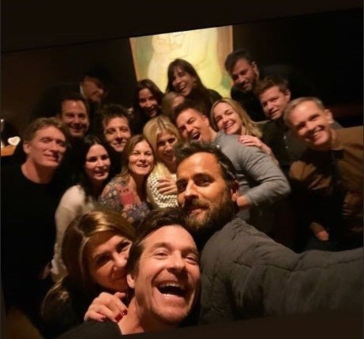 Jennifer Aniston spends Thanksgiving with her ex-husband Justin Theroux and friends