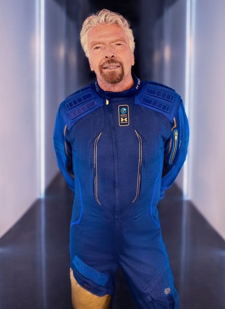 Richard Branson Virgin Galactic_Branson flying to space