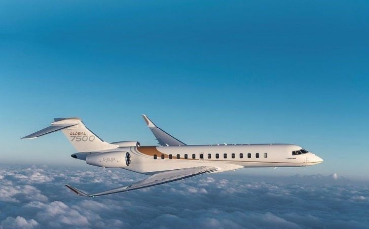 Jennifer Lopez and Ben Affleck flew on a luxury private jet Jennifer Lopez and Ben Affleck flew on a luxury private jet