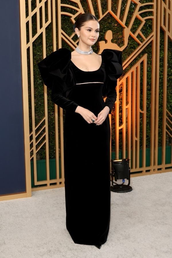 Selena Gomez in Oscar de la Renta at the SAG Awards 2022