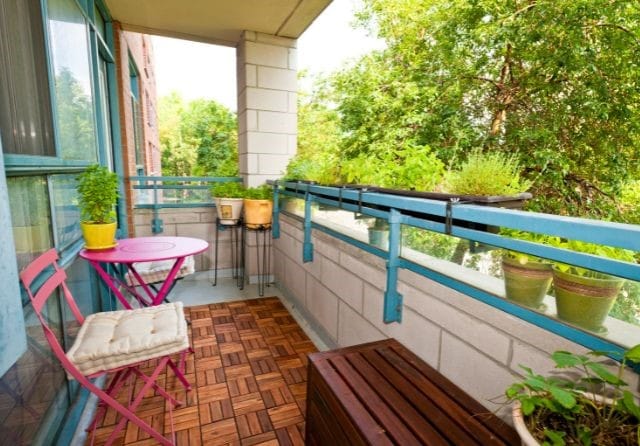 Plans and Chairs Balcony – Online Harbour website Plans and Chairs Balcony - Online Harbour website